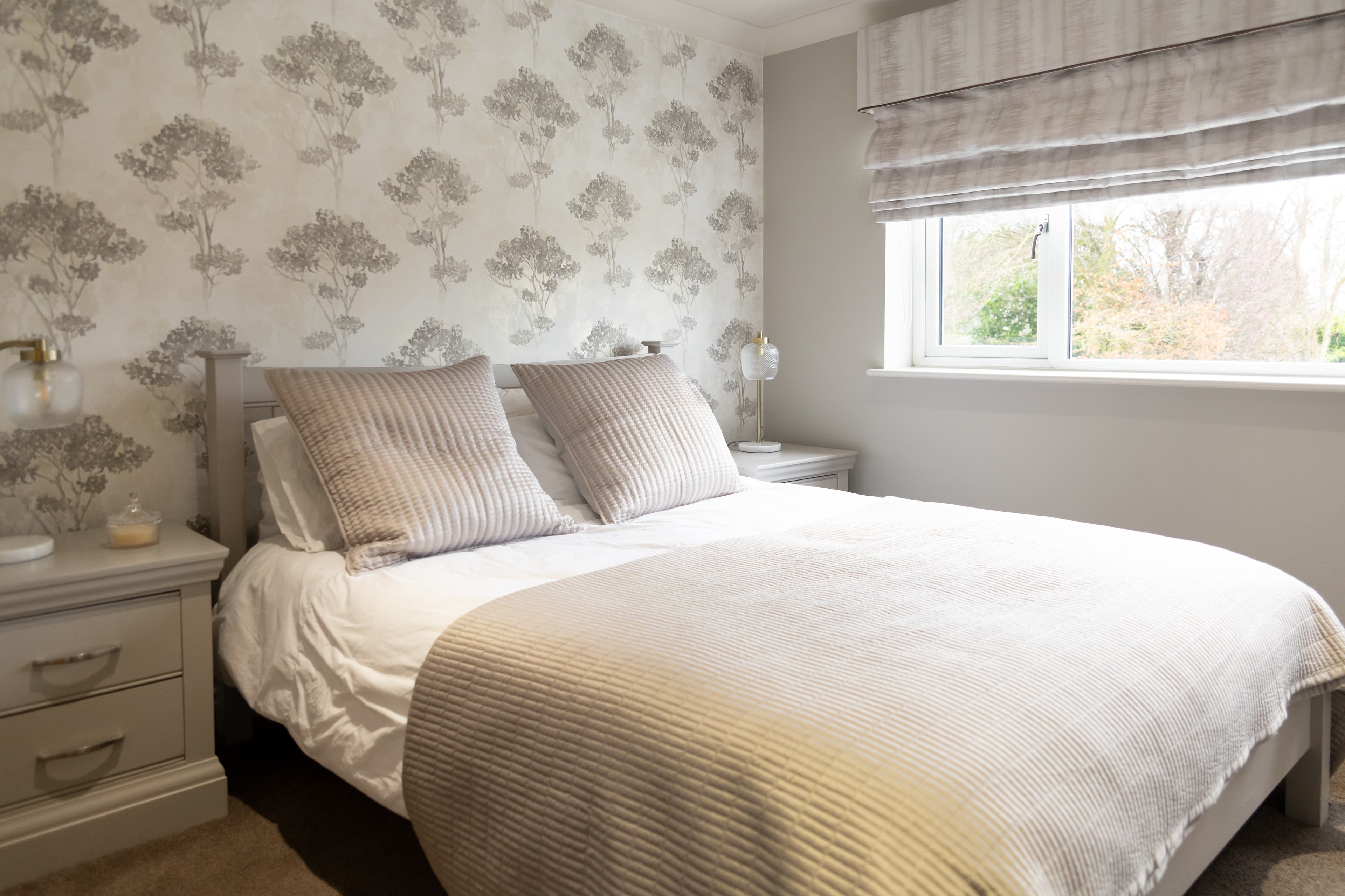 Comfortable rear kingsize bedroom